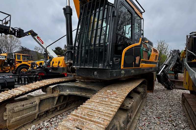 OmecoHub - Immagine HYUNDAI HX520L